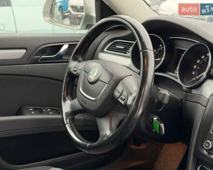 Серый Шкода Суперб, объемом двигателя 1.8 л и пробегом 88 тыс. км за 8200 $, фото 24 на Automoto.ua