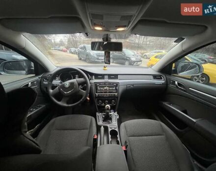 Серый Шкода Суперб, объемом двигателя 1.8 л и пробегом 213 тыс. км за 8000 $, фото 11 на Automoto.ua