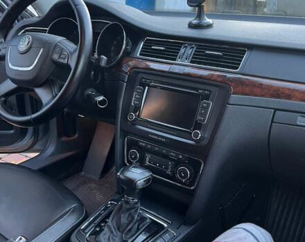 Серый Шкода Суперб, объемом двигателя 1.97 л и пробегом 250 тыс. км за 10400 $, фото 27 на Automoto.ua