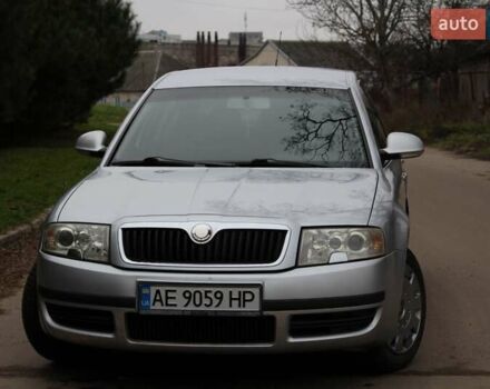 Серый Шкода Суперб, объемом двигателя 1.78 л и пробегом 168 тыс. км за 4700 $, фото 2 на Automoto.ua