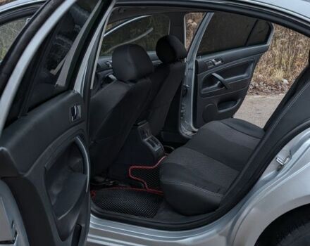 Серый Шкода Суперб, объемом двигателя 1.8 л и пробегом 296 тыс. км за 5500 $, фото 4 на Automoto.ua