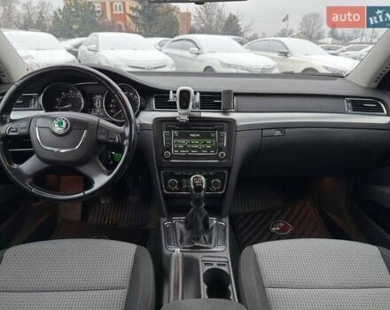 Серый Шкода Суперб, объемом двигателя 1.8 л и пробегом 88 тыс. км за 8200 $, фото 19 на Automoto.ua