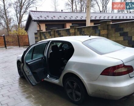 Сірий Шкода Суперб, об'ємом двигуна 1.78 л та пробігом 213 тис. км за 5800 $, фото 11 на Automoto.ua