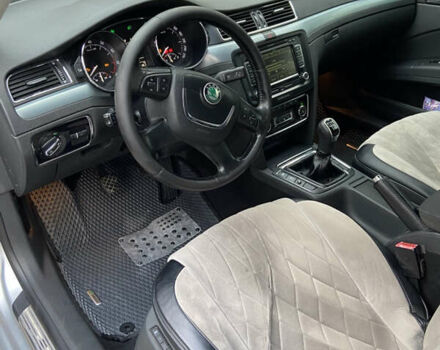 Серый Шкода Суперб, объемом двигателя 1.8 л и пробегом 247 тыс. км за 7400 $, фото 11 на Automoto.ua