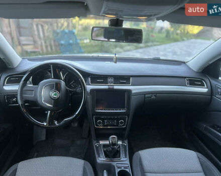 Сірий Шкода Суперб, об'ємом двигуна 1.8 л та пробігом 255 тис. км за 7400 $, фото 12 на Automoto.ua