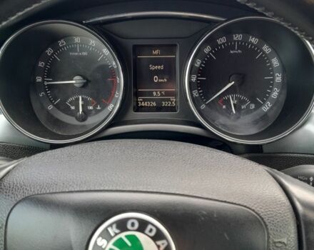 Сірий Шкода Суперб, об'ємом двигуна 2 л та пробігом 346 тис. км за 7500 $, фото 2 на Automoto.ua