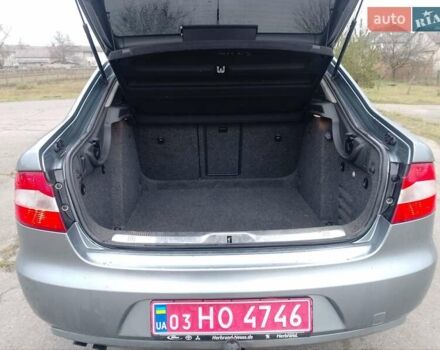 Серый Шкода Суперб, объемом двигателя 1.4 л и пробегом 264 тыс. км за 7200 $, фото 13 на Automoto.ua