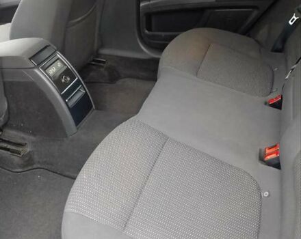 Серый Шкода Суперб, объемом двигателя 1.4 л и пробегом 264 тыс. км за 7200 $, фото 9 на Automoto.ua