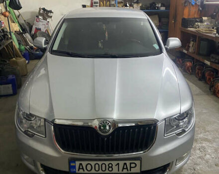 Серый Шкода Суперб, объемом двигателя 1.8 л и пробегом 70 тыс. км за 11000 $, фото 3 на Automoto.ua