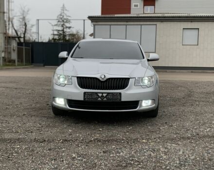 Сірий Шкода Суперб, об'ємом двигуна 1.4 л та пробігом 400 тис. км за 9999 $, фото 1 на Automoto.ua