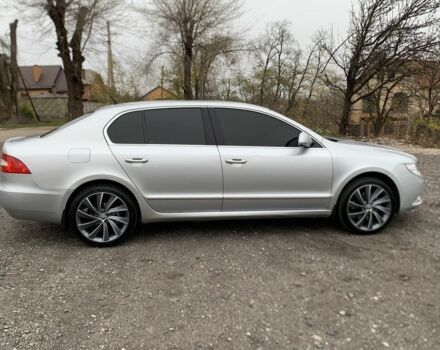 Сірий Шкода Суперб, об'ємом двигуна 1.4 л та пробігом 400 тис. км за 9999 $, фото 3 на Automoto.ua