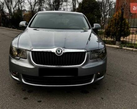 Серый Шкода Суперб, объемом двигателя 0 л и пробегом 187 тыс. км за 9899 $, фото 2 на Automoto.ua