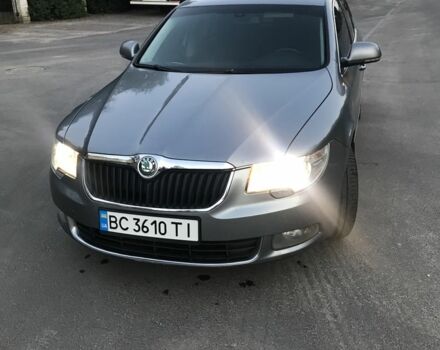 Сірий Шкода Суперб, об'ємом двигуна 2 л та пробігом 361 тис. км за 8100 $, фото 12 на Automoto.ua