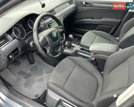 Сірий Шкода Суперб, об'ємом двигуна 1.9 л та пробігом 280 тис. км за 7190 $, фото 9 на Automoto.ua