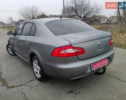 Серый Шкода Суперб, объемом двигателя 1.4 л и пробегом 264 тыс. км за 7200 $, фото 4 на Automoto.ua