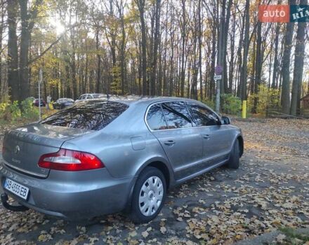 Серый Шкода Суперб, объемом двигателя 1.97 л и пробегом 250 тыс. км за 8699 $, фото 7 на Automoto.ua