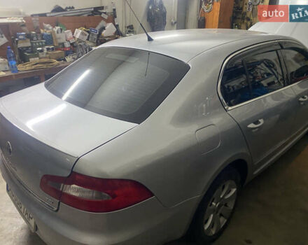 Серый Шкода Суперб, объемом двигателя 1.8 л и пробегом 70 тыс. км за 11000 $, фото 10 на Automoto.ua