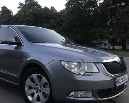 Сірий Шкода Суперб, об'ємом двигуна 2 л та пробігом 361 тис. км за 8100 $, фото 3 на Automoto.ua