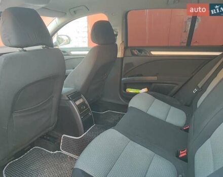 Серый Шкода Суперб, объемом двигателя 1.9 л и пробегом 297 тыс. км за 8450 $, фото 7 на Automoto.ua