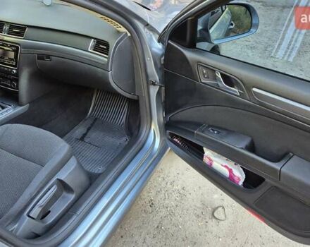 Серый Шкода Суперб, объемом двигателя 1.39 л и пробегом 221 тыс. км за 7000 $, фото 6 на Automoto.ua