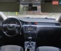Сірий Шкода Суперб, об'ємом двигуна 2 л та пробігом 250 тис. км за 8399 $, фото 24 на Automoto.ua