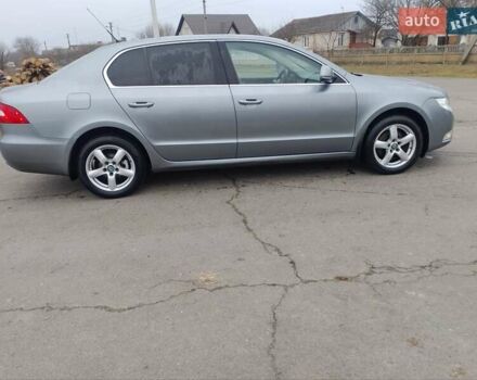 Серый Шкода Суперб, объемом двигателя 1.4 л и пробегом 264 тыс. км за 7200 $, фото 7 на Automoto.ua