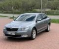 Сірий Шкода Суперб, об'ємом двигуна 2 л та пробігом 320 тис. км за 10100 $, фото 1 на Automoto.ua