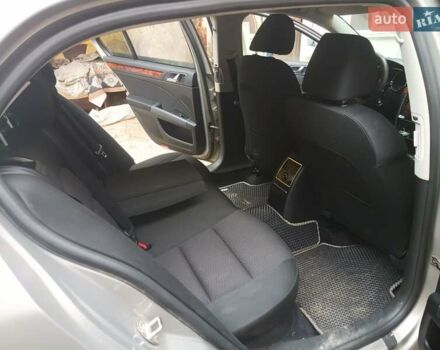 Сірий Шкода Суперб, об'ємом двигуна 1.8 л та пробігом 275 тис. км за 5500 $, фото 5 на Automoto.ua