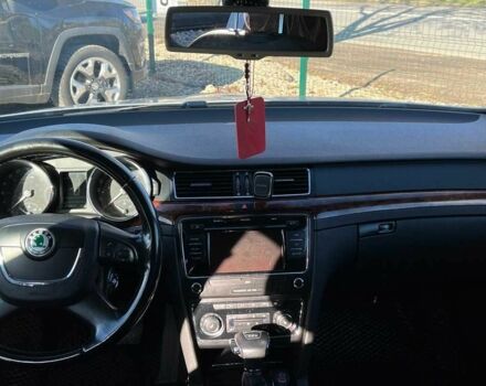 Серый Шкода Суперб, объемом двигателя 2 л и пробегом 280 тыс. км за 9500 $, фото 10 на Automoto.ua