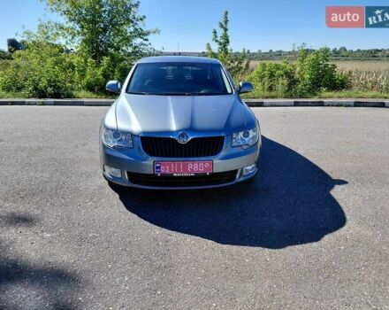 Шкода Суперб 2010 в Ровно на Automoto.ua Серый Шкода Суперб, объемом двигателя 1.4 л и пробегом 252 тыс. км за 7600 $, фото 1 на Automoto.ua