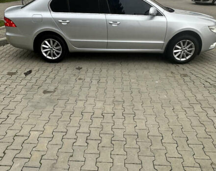 Серый Шкода Суперб, объемом двигателя 1.8 л и пробегом 218 тыс. км за 10500 $, фото 6 на Automoto.ua
