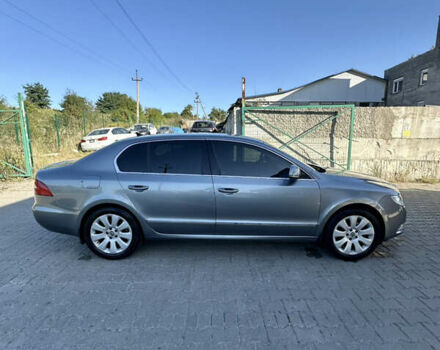 Сірий Шкода Суперб, об'ємом двигуна 2 л та пробігом 286 тис. км за 9800 $, фото 2 на Automoto.ua