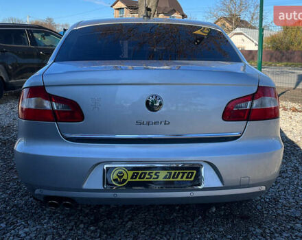 Серый Шкода Суперб, объемом двигателя 1.97 л и пробегом 280 тыс. км за 9500 $, фото 6 на Automoto.ua