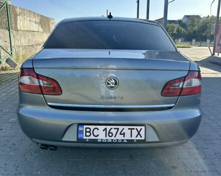 Сірий Шкода Суперб, об'ємом двигуна 2 л та пробігом 286 тис. км за 9800 $, фото 1 на Automoto.ua