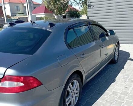 Серый Шкода Суперб, объемом двигателя 1.8 л и пробегом 235 тыс. км за 8200 $, фото 2 на Automoto.ua