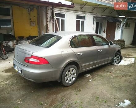 Сірий Шкода Суперб, об'ємом двигуна 1.8 л та пробігом 275 тис. км за 5500 $, фото 2 на Automoto.ua