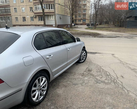 Серый Шкода Суперб, объемом двигателя 1.8 л и пробегом 256 тыс. км за 8999 $, фото 1 на Automoto.ua