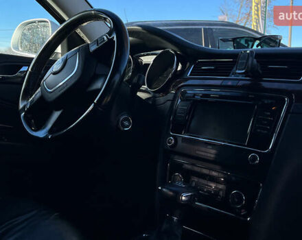 Серый Шкода Суперб, объемом двигателя 1.97 л и пробегом 280 тыс. км за 9500 $, фото 16 на Automoto.ua