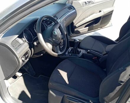 Серый Шкода Суперб, объемом двигателя 1.8 л и пробегом 237 тыс. км за 8223 $, фото 5 на Automoto.ua