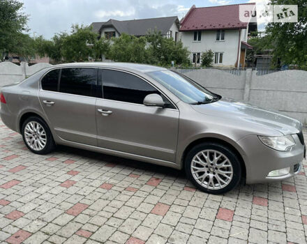 Шкода Суперб 2010 в Ивано-Франковске на Automoto.ua Серый Шкода Суперб, объемом двигателя 1.97 л и пробегом 253 тыс. км за 10000 $, фото 11 на Automoto.ua