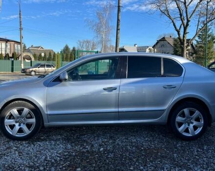 Серый Шкода Суперб, объемом двигателя 2 л и пробегом 280 тыс. км за 9500 $, фото 4 на Automoto.ua