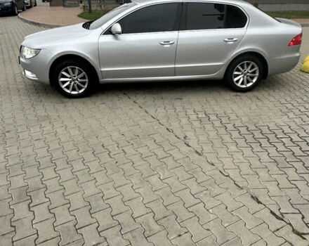 Серый Шкода Суперб, объемом двигателя 1.8 л и пробегом 218 тыс. км за 10500 $, фото 7 на Automoto.ua