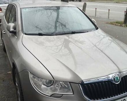 Сірий Шкода Суперб, об'ємом двигуна 1.97 л та пробігом 335 тис. км за 9500 $, фото 1 на Automoto.ua