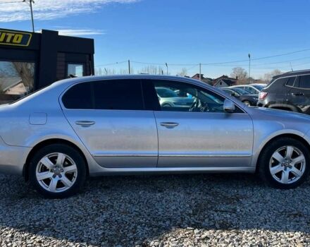 Серый Шкода Суперб, объемом двигателя 2 л и пробегом 280 тыс. км за 9500 $, фото 8 на Automoto.ua