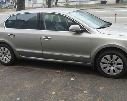 Сірий Шкода Суперб, об'ємом двигуна 1.97 л та пробігом 335 тис. км за 9500 $, фото 4 на Automoto.ua