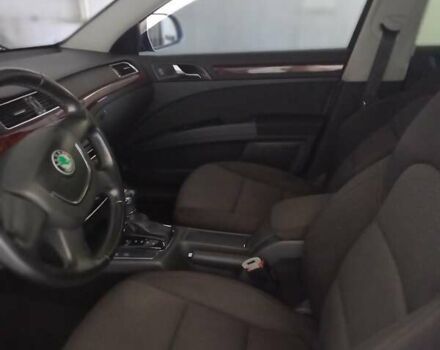 Серый Шкода Суперб, объемом двигателя 1.79 л и пробегом 149 тыс. км за 9000 $, фото 6 на Automoto.ua