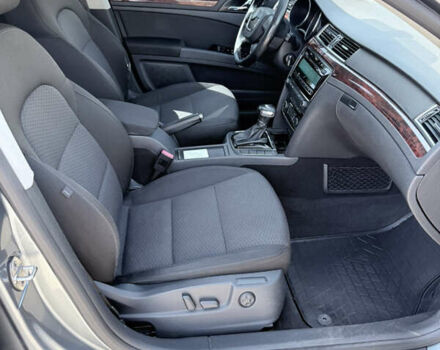 Сірий Шкода Суперб, об'ємом двигуна 1.8 л та пробігом 338 тис. км за 7100 $, фото 28 на Automoto.ua