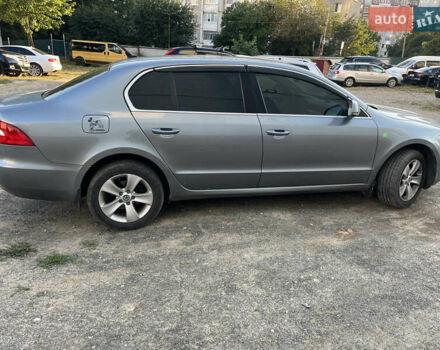 Шкода Суперб 2011 у Хмельницькому на Automoto.ua Сірий Шкода Суперб, об'ємом двигуна 1.6 л та пробігом 225 тис. км за 8600 $, фото 9 на Automoto.ua