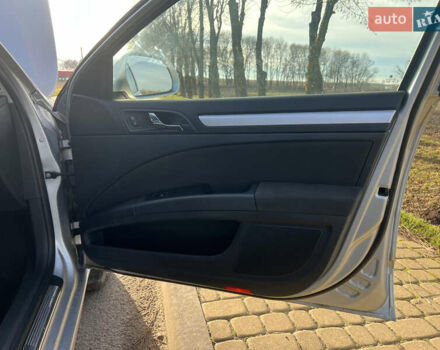 Серый Шкода Суперб, объемом двигателя 1.8 л и пробегом 235 тыс. км за 7200 $, фото 13 на Automoto.ua