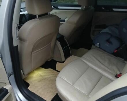 Серый Шкода Суперб, объемом двигателя 1.8 л и пробегом 230 тыс. км за 8000 $, фото 2 на Automoto.ua